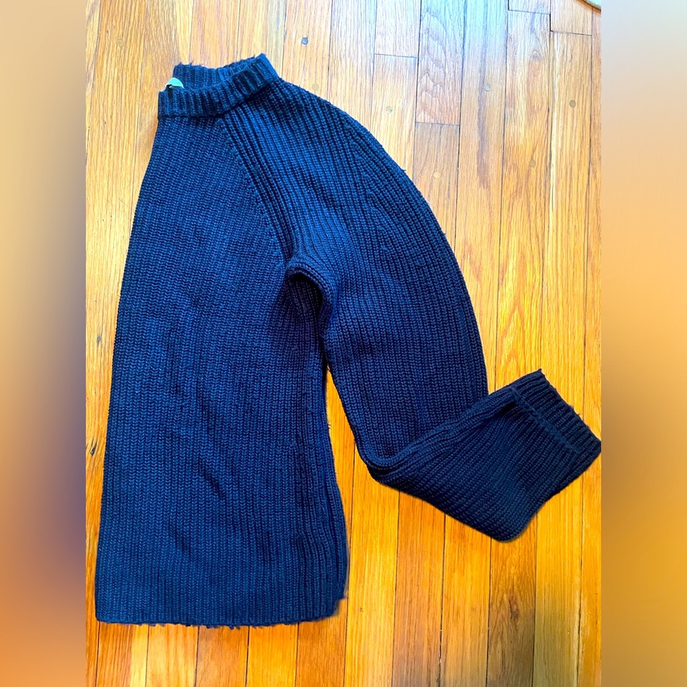 Vince Donegal Sweater ๐ - Picture 4 of 8